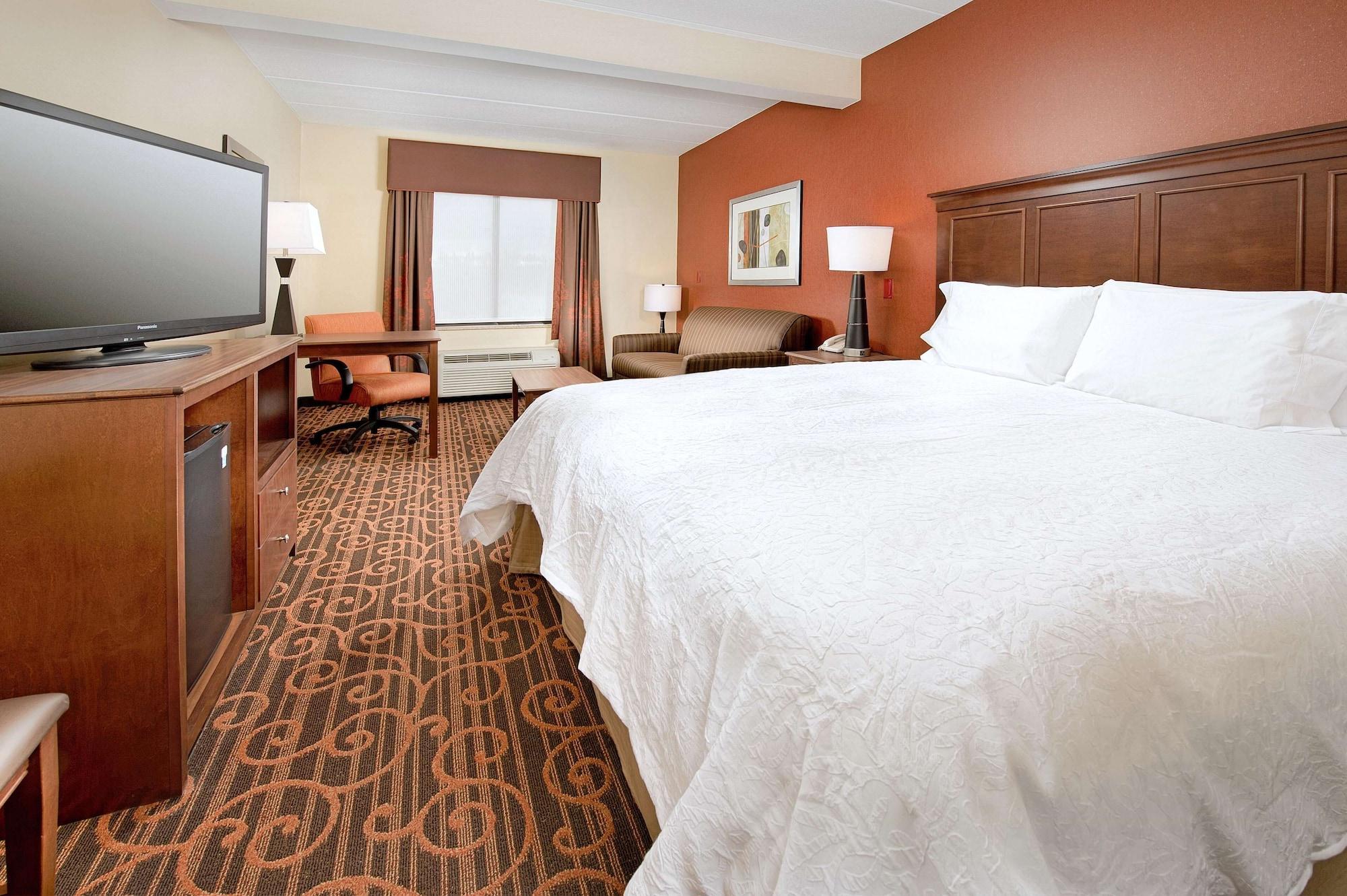 Hampton Inn Haverhill Exteriör bild