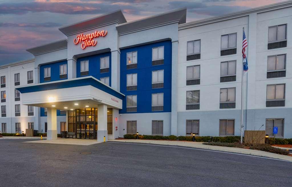 Hampton Inn Haverhill Exteriör bild