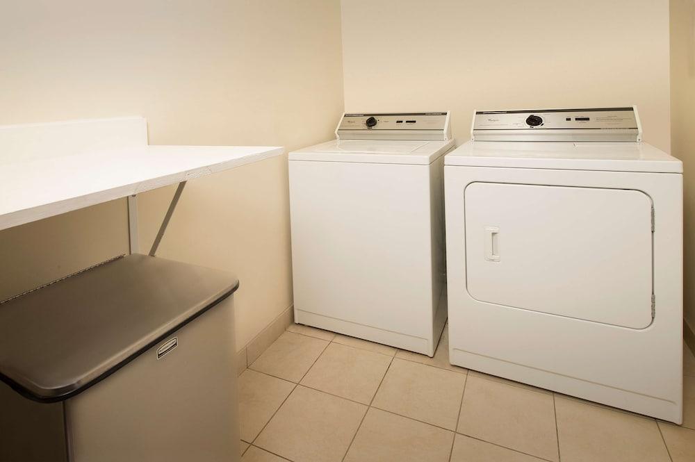 Hampton Inn Haverhill Exteriör bild