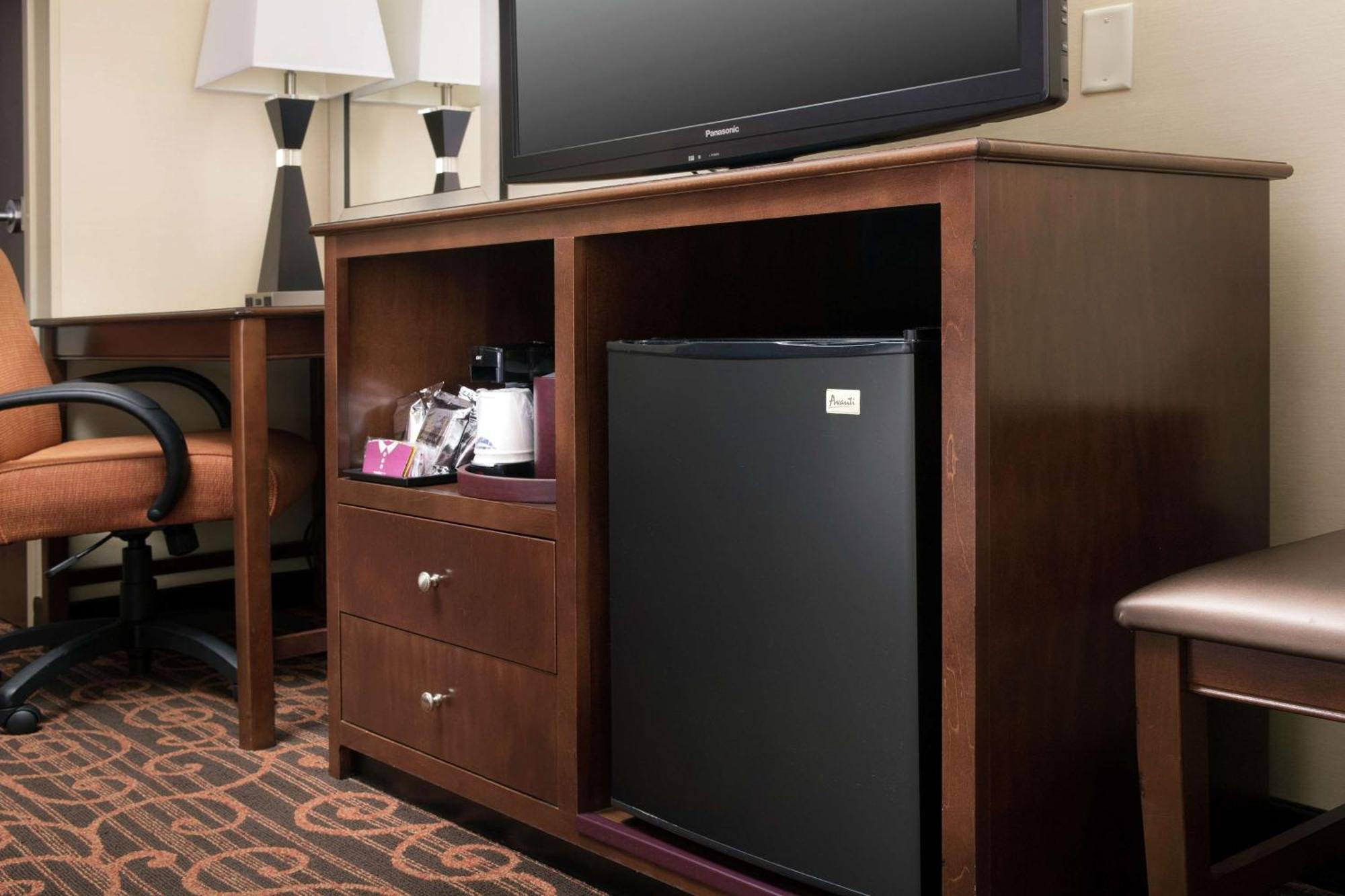 Hampton Inn Haverhill Exteriör bild