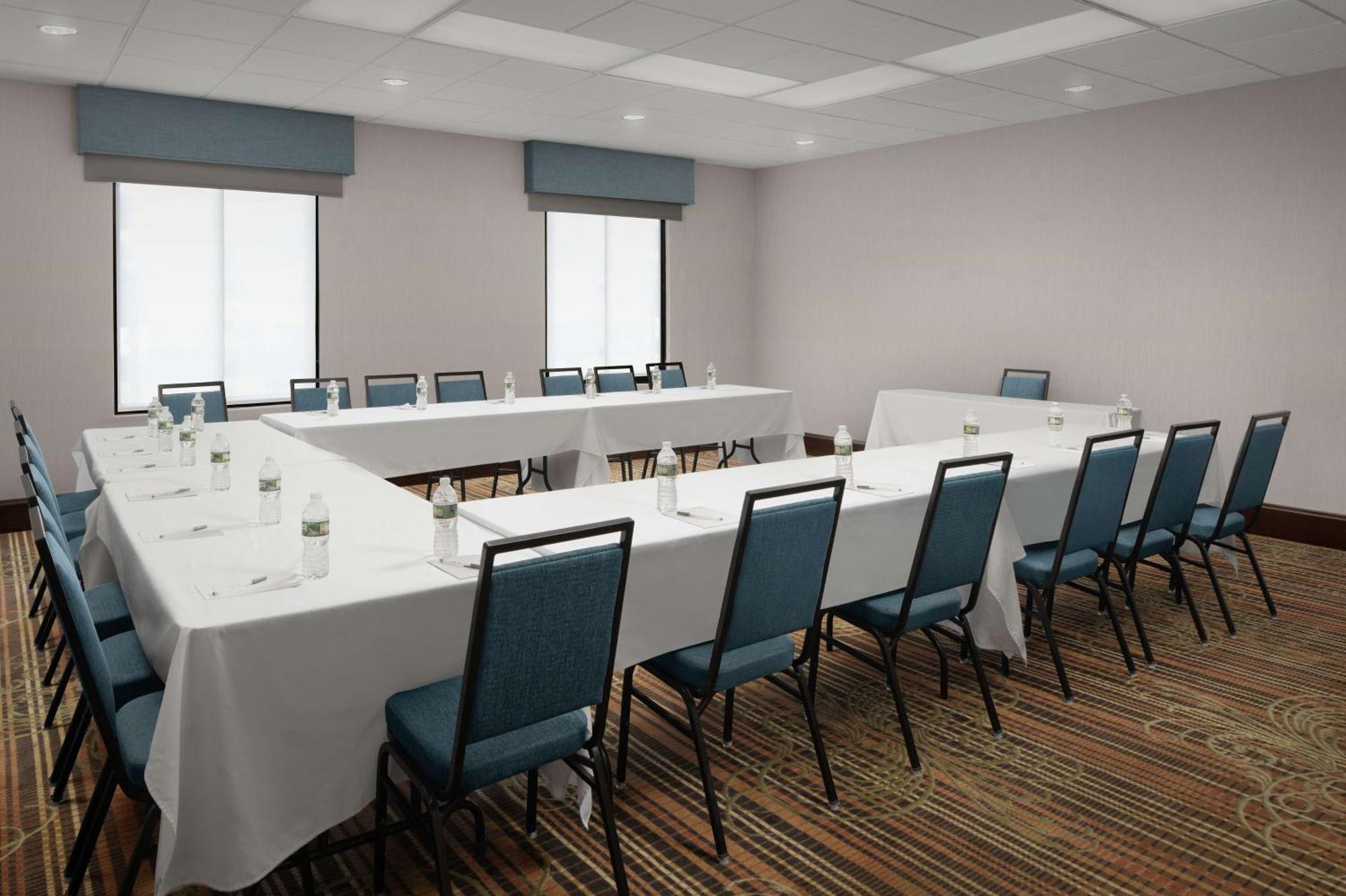 Hampton Inn Haverhill Exteriör bild