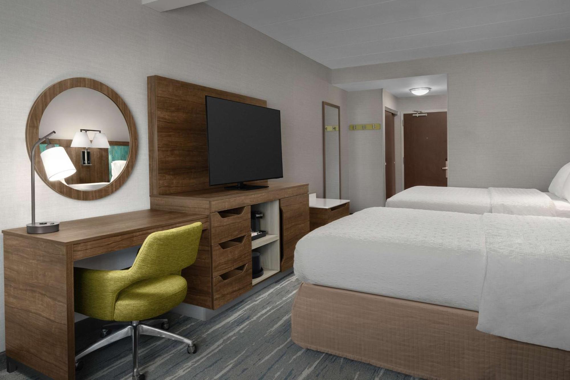 Hampton Inn Haverhill Exteriör bild