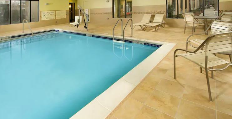 Hampton Inn Haverhill Exteriör bild